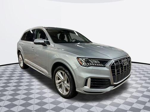 2024 Audi Q7 55 Premium Plus