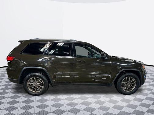 2016 Jeep Grand Cherokee 75th Anniversary