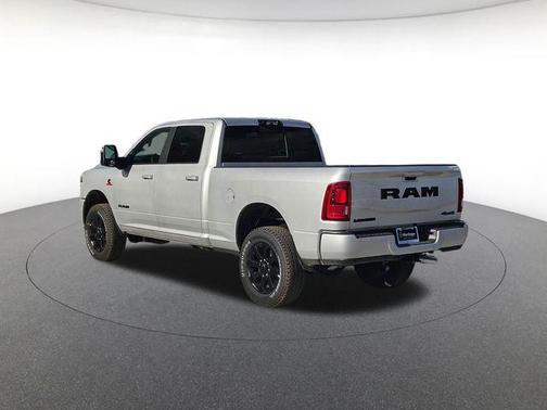 2026 RAM 3500 Laramie Crew Cab 4x4 6'4' Box