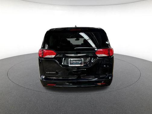 2024 Chrysler Voyager LX