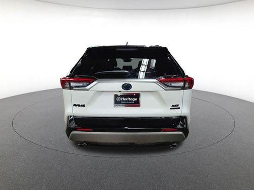 2022 Toyota RAV4 Hybrid SE