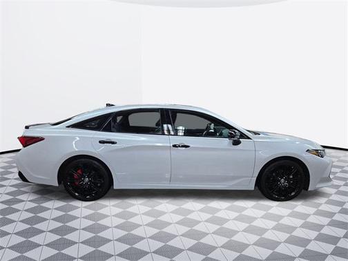 2021 Toyota Avalon XSE