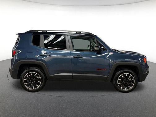 2023 Jeep Renegade Trailhawk