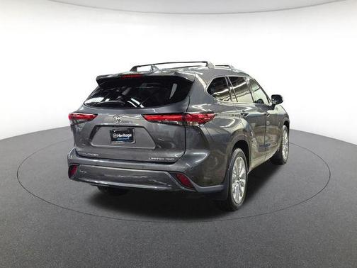 2022 Toyota Highlander Limited