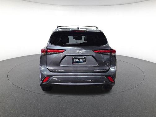 2022 Toyota Highlander Limited