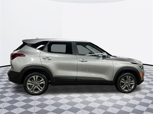2023 Kia Seltos LX