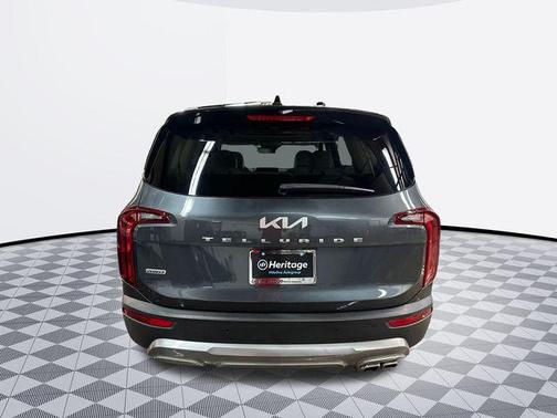2022 Kia Telluride S