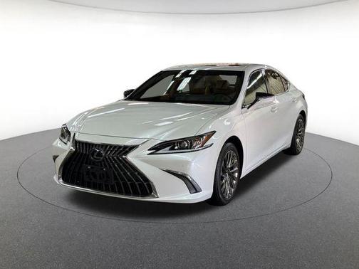 2025 Lexus ES 300h Luxury