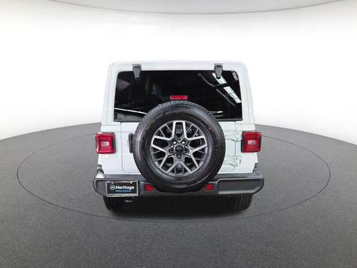 2024 Jeep Wrangler 4-Door Sahara 4x4