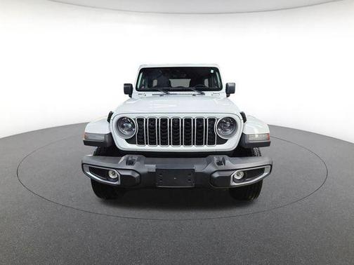 2024 Jeep Wrangler 4-Door Sahara 4x4