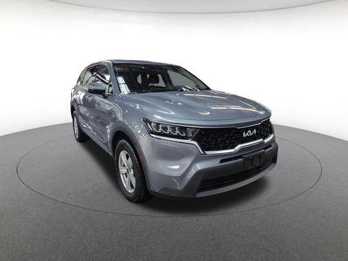 2022 Kia Sorento LX