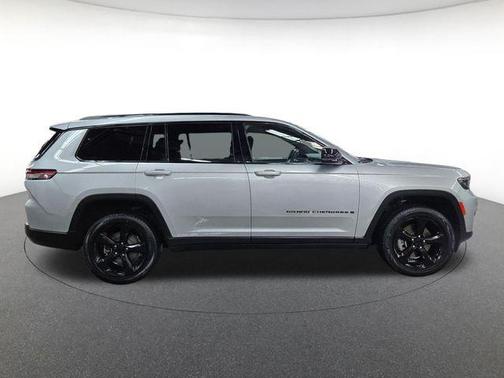 2022 Jeep Grand Cherokee L Altitude