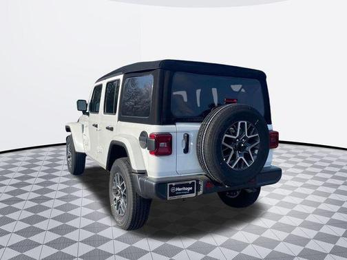 2024 Jeep Wrangler 4-Door Sahara 4x4