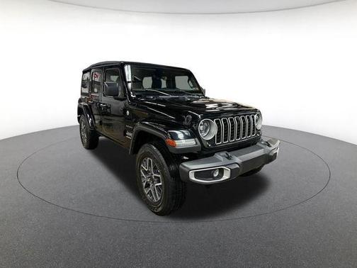 2024 Jeep Wrangler 4-Door Sahara 4x4