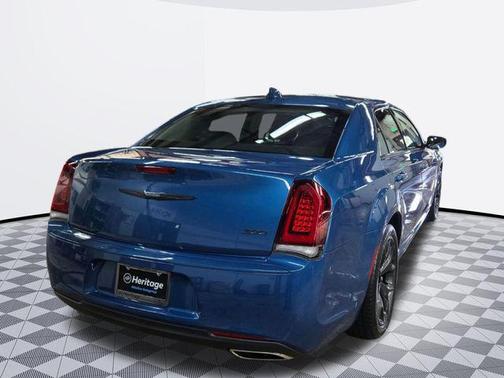 2022 Chrysler 300 Touring