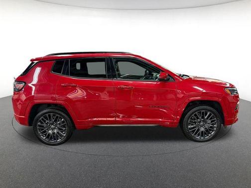 2022 Jeep Compass (RED) Edition 4x4