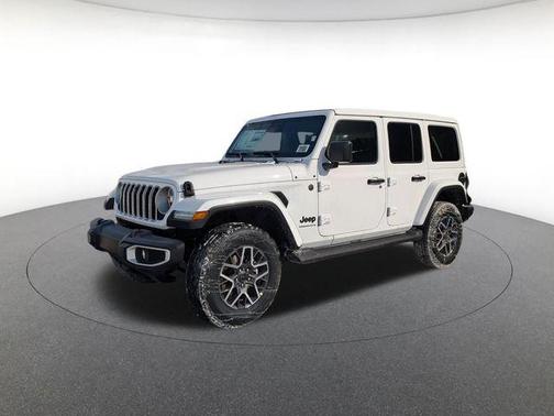 2026 Jeep Wrangler 4-Door Sahara 4x4