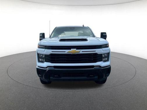 2024 Chevrolet Silverado 2500 Custom