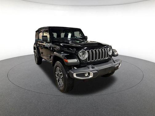 2024 Jeep Wrangler 4-Door Sahara 4x4