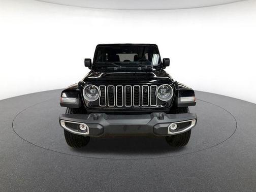 2024 Jeep Wrangler 4-Door Sahara 4x4