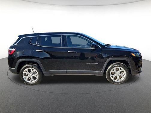 2024 Jeep Compass Sport