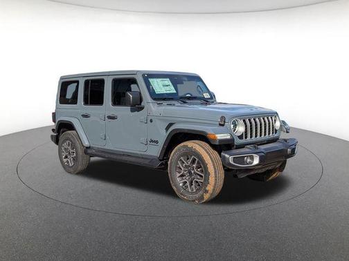 2026 Jeep Wrangler 4-Door Sahara 4x4