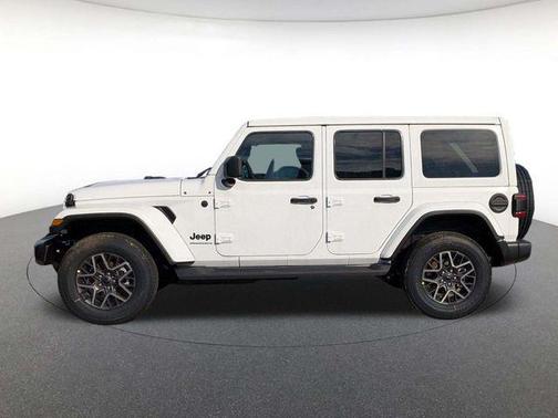 2026 Jeep Wrangler 4-Door Sahara 4x4