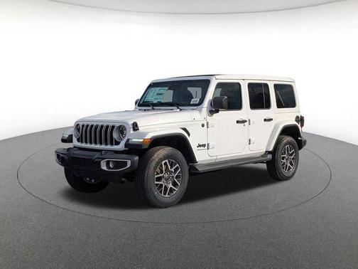 2026 Jeep Wrangler 4-Door Sahara 4x4
