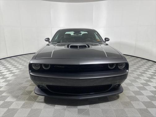 2015 Dodge Challenger R/T Scat Pack Shaker