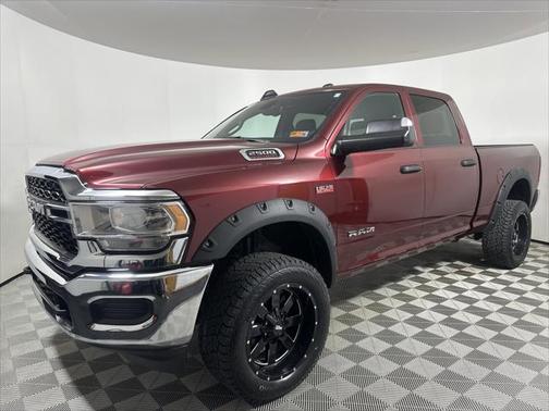 2022 RAM 2500 Tradesman Crew Cab 4x4 64' Box