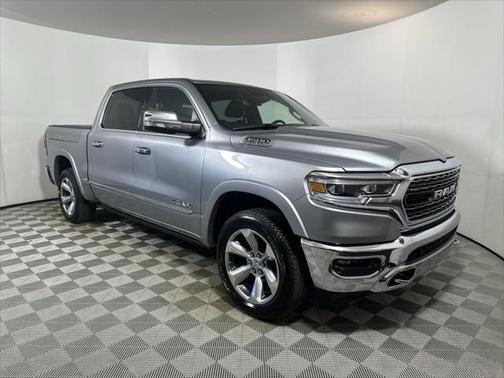 2022 RAM 1500 Limited Crew Cab 4x4 57' Box