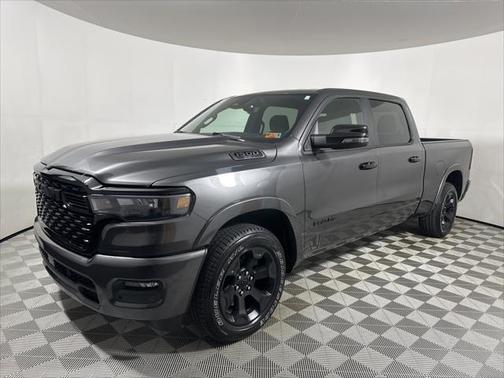 2025 RAM 1500 Big Horn Crew Cab 4x4 64' Box