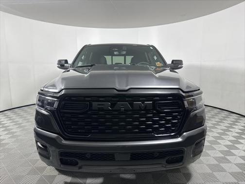 2025 RAM 1500 Big Horn Crew Cab 4x4 64' Box