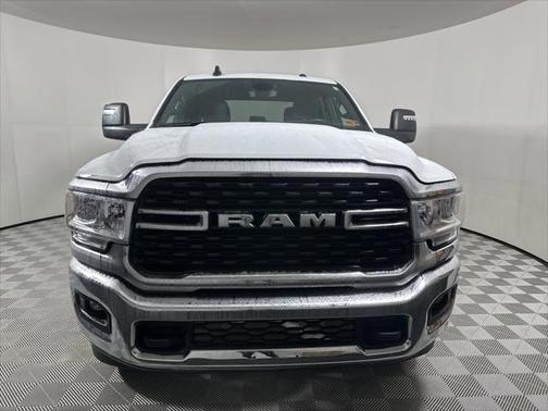 2024 RAM 2500 Big Horn Crew Cab 4x4 64' Box