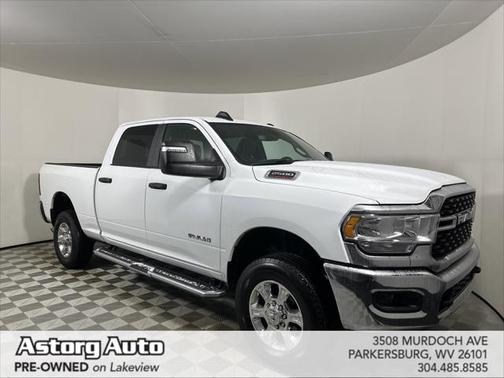 2024 RAM 2500 Big Horn Crew Cab 4x4 64' Box