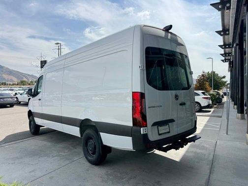 2025 Mercedes-Benz Sprinter 2500 High Roof