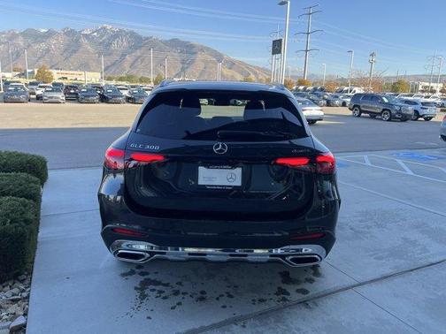 2025 Mercedes-Benz GLC 300 Base 4MATIC