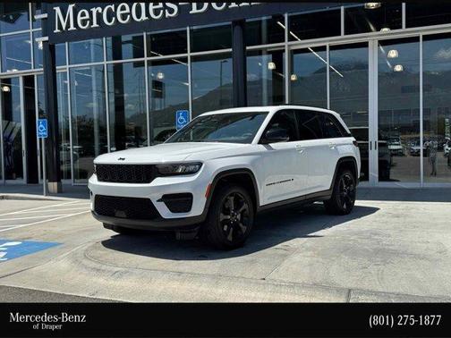 2024 Jeep Grand Cherokee Laredo