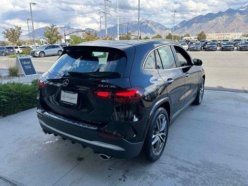 2025 Mercedes-Benz AMG GLA 35 Base