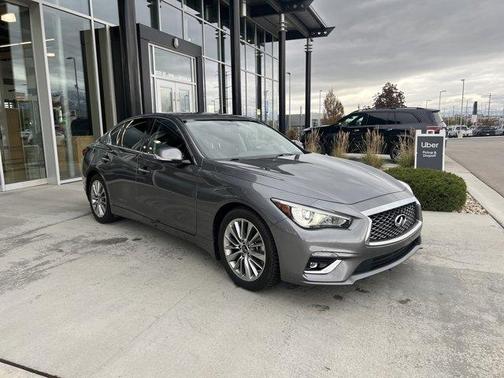 2022 INFINITI Q50 LUXE
