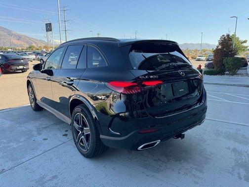 2026 Mercedes-Benz GLC 300 Base 4MATIC