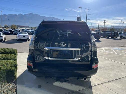 2023 Lexus GX 460 Base