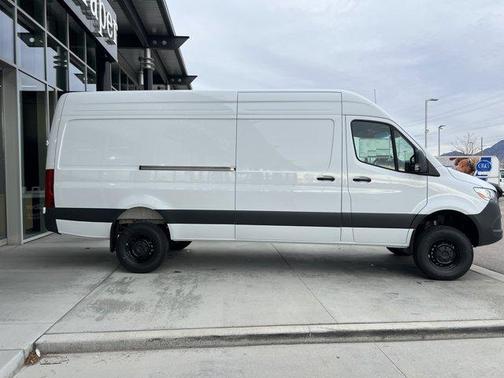 2026 Mercedes-Benz Sprinter 2500 High Roof
