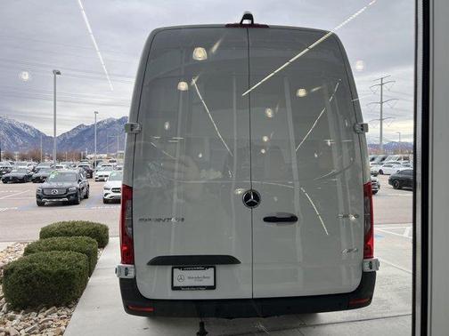 2026 Mercedes-Benz Sprinter 2500 High Roof