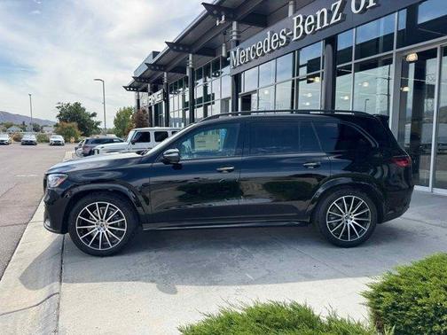 2025 Mercedes-Benz GLS 450 4MATIC