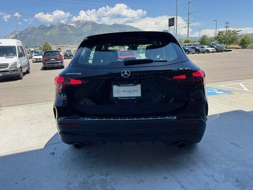2025 Mercedes-Benz AMG GLA 35 Base