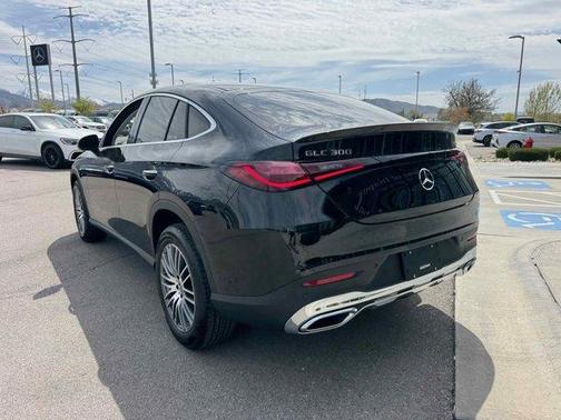 2025 Mercedes-Benz GLC 300 4MATIC Coupe