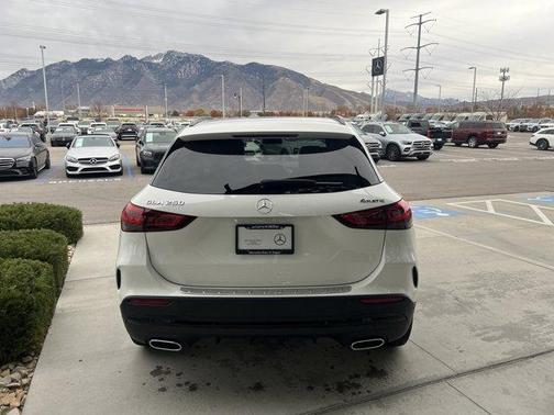 2021 Mercedes-Benz GLA 250 Base 4MATIC