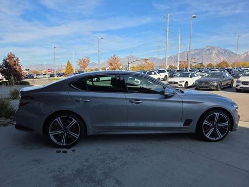 2025 Genesis G70 3.3T Sport Advanced