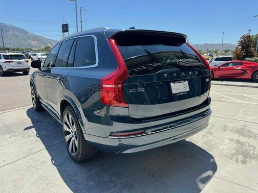 2024 Volvo XC90 Recharge Plug-In Hybrid T8 Ultimate Bright Theme 7-Seater